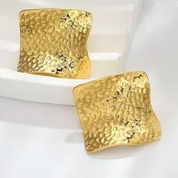Aurelva Gold-Plated Textured Square Stud Earrings image 5