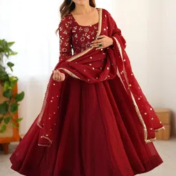 SWEETPEL Women Embroidered Sequinned Georgette Anarkali Kurta with Palazzos & Dupatta image 5