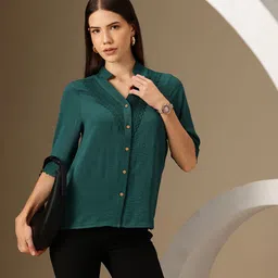 Chemistry Lace Insert Detail Regular Fit Shirt Style Top-picture-27