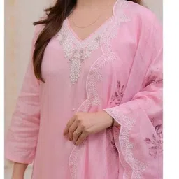 TURITY Women Floral Embroidered Regular Beads and Stones Chanderi Silk Kurta with Trousers & With Dupatta image 2