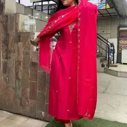 Storebrite Women Ethnic Motifs Embroidered Regular Kurta & Trousers With Dupatta image 2