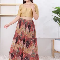 VAMAS - THE DESIGNER BLOUSES Silk Round Neck Padded Saree Blouse image 4