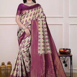 Vmdesigns Zari Art Silk Handloom Banarasi Saree-picture-15