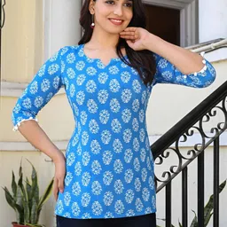 Nyasha Women Printed Sweetheart Neck Top-picture-11