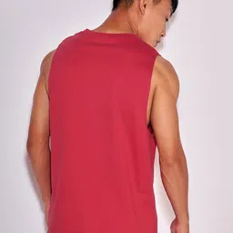 Bewakoof Men Typography Printed Round Neck Pure Cotton T-shirt image 4