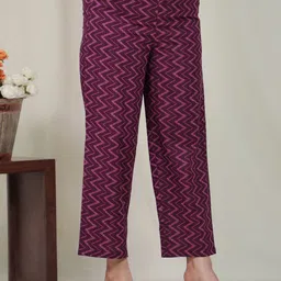 Aramya Women Striped Ethnic Palazzos image 4