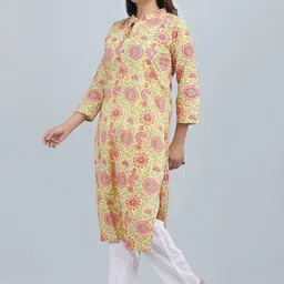 SHIFORY Women Floral Printed Keyhole Neck Thread Work Kurta image 5
