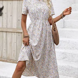 StyleCast x Revolte Floral Printed Fit and Flare Midi Dress-picture-35