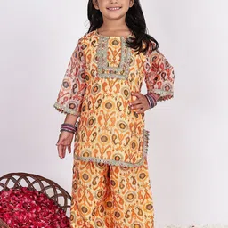 NEUDIS Girls Ethnic Motifs Printed Thread Work Kurta with Patiala-picture-13
