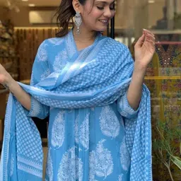 GEKHA Floral Printed V-Neck Pure Cotton Anarkali Kurta With Trousers And Dupatta image 3