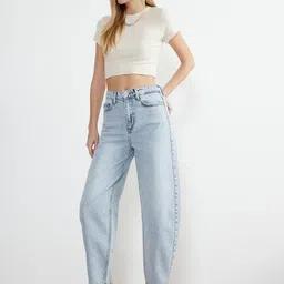 Trendyol Women Mildly Distressed Heavy Fade Jeans-image-95