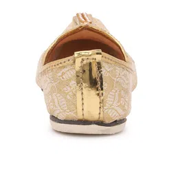 Superminis Boys Printed Mojaris image 3