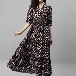 Raiyani Fashion Women V-Neck Chevron Print Anarkali Kurta-picture-23