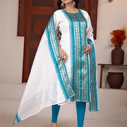 Vastukala Geometric Printed Pure Kanchi Cotton Notch Neck Straight Kurta image 5