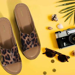 Mochi Women Printed Kitten Mules-picture-44