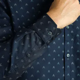 Louis Philippe Sport Men Slim Fit Geometric Printed Spread Collar Cotton Casual Shirt image 3