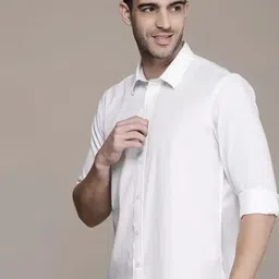 SAB Bags Men Slim Fit Solid Spread Collar Cotton Casual Shirt image 3