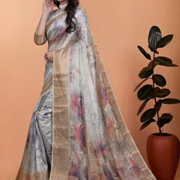Yanthistore Floral Silk Blend Designer Saree image 2