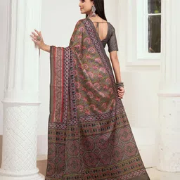 Garden Vareli Printed Pure Crepe Saree image 2