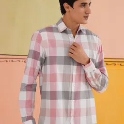 Indian Needle Men Classic Spread Collar Checked Cotton Casual Shirt-picture-29