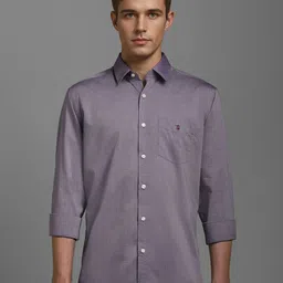 Louis Philippe Sport Men Micro Ditsy Printed Spread Collar Cotton Casual Shirt image 1