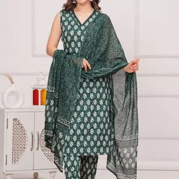 Moda Rapido Women Floral Printed Cotton Kurta with Trousers & Dupatta image 2