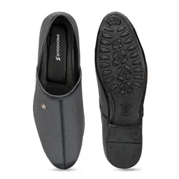 Provogue Men Textured Round Toe Antibacterial Loafers image 4