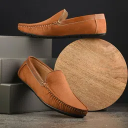 GWALK Men Solid Round Toe Slip-On Casual Regular Shoes-image-26