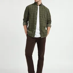 GANT Men Relaxed Fit Checked Button-Down Collar Cotton Casual Shirt image 5