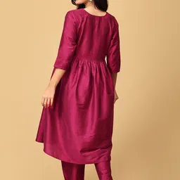 The Mom Store Women Regular Raw Silk Kurta with Pyjamas image 4