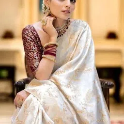 Yanthistore Woven Design Zari Art Silk Handloom Banarasi Saree image 3