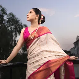 CANIZZARO Striped Zari Banarasi Saree image 5