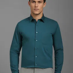 Louis Philippe Men Spread Collar Solid Cotton Slim Fit Formal Shirt-picture-36