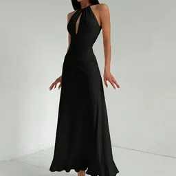 Outzidr Halter Neck Maxi Dress image 2