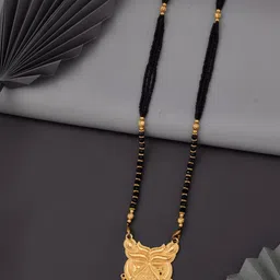 VEMISHTI Gold-Plated Mangalsutra image 3