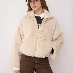 Trendyol Stand Collar Regular Bomber Jacket With Utility Pockets-picture-22