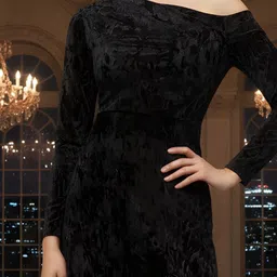 Sera Velvet Maxi Dress image 3