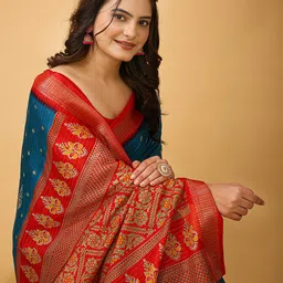 HERE&NOW Woven Design Zari Silk Cotton Kanjeevaram Saree image 4