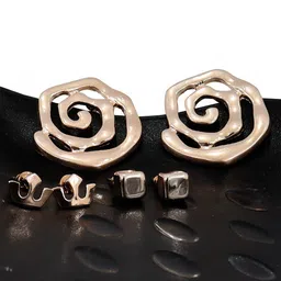 VAGHBHATT Classic Studs Earrings image 4