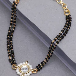 KARATCART Women Gold-Toned & Black Kundan Gold-Plated Charm Bracelet-picture-27