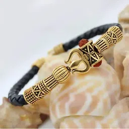 YOUSTYLO Men Gold Plated Trishul Damroo Rudraksha Bracelet image 2