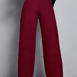 RAJOVATI Women Mid-Rise Loose Fit Parallel Trousers image 5