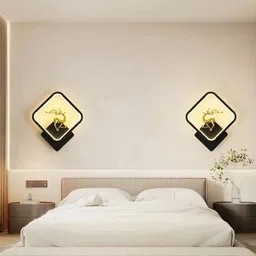 blissbells Wallchiere Wall Lamp With Bulb image 1