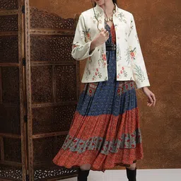 Vishudh Off White Floral Printed Crop Tailored Jacket image 5