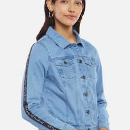 Honey by Pantaloons Women Blue Washed Long sleeve Crop Denim Jacket image 3