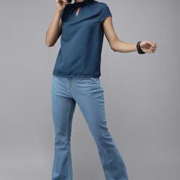 roadster Women Boot-Leg Mid Rise Blue Jeans image 5