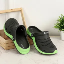 smoothlite Men Clogs Sandal image 5