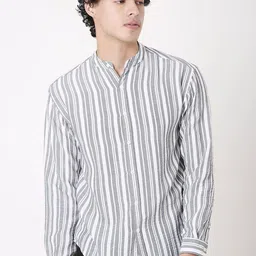 Blnk Men Relaxed Fit Vertical Striped Band Collar Casual Shirt-image-33