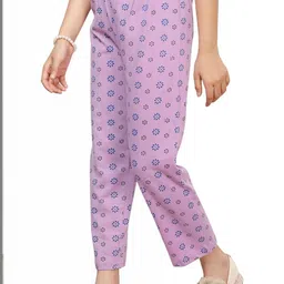 YK Girls Pack Of 4 Printed Cotton Lounge Pants image 2