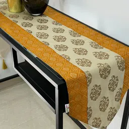 Pink Parrot Cream-Colored & Yellow Printed Table Runner-picture-35